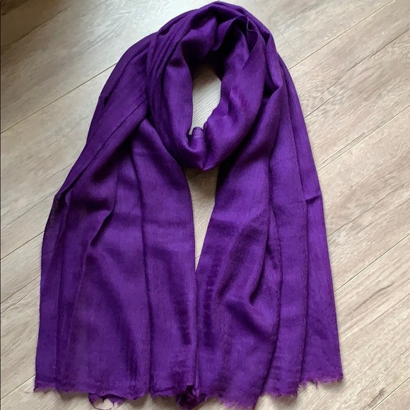 Cashmere Scarf - Picture 5 of 7
